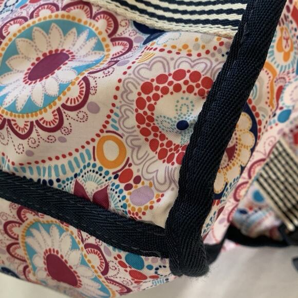 LeSportSac Floral Medium (15x12.5x8) Weekender Travel Duffel Bag - Picture 11 of 16